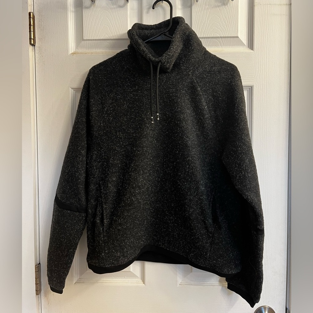 Nike Therma Fleece Cowl Neck Pullover/Sweater Women’s Small